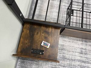 <span class=keywords><strong>Lit</strong></span> avec éclairage LED Home Suite, avec table de chevet et tiroirs de rangement, cadre de <span class=keywords><strong>lit</strong></span> plateforme en métal et bois de style industriel avec 4 tiroirs latéraux - Product Image 2