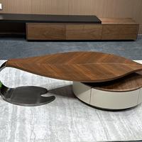 Table basse moderne en placage de noyer en forme de feuille, style luxe léger, pour salon, chambre d'hôtel, meuble TV avec rangement, nouveau design de forme spéciale