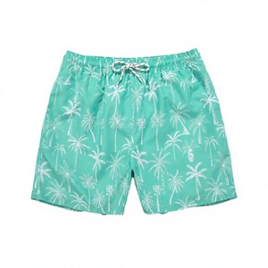 Shorts de Baño para Hombre, Color Verde Menta, con Estampado de Palmeras, Secado Rápido, Cintura con Cordón Ajustable, Estilo Casual - Product Image 1