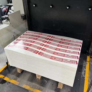 วัสดุเคลือบ PE กันน้ำสำหรับทำพัดกระดาษและแก้วกระดาษสำหรับใส่กาแฟ เกรดสำหรับอาหาร - Product Image 1