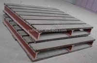 Palette en plastique personnalisée pour machine de fabrication de briques Palettes en fibre de verre PVC pour blocs de briques en béton