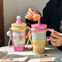 Gobelet isotherme en acier inoxydable de grande capacité au design de dessin animé, poignée pratique et paille, gobelet à eau classique de luxe pour garçons et filles