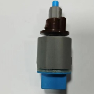 Interruptor de Luz de Freno para Toyota Prado 84340-09330 84340-49085 para Reemplazo y Reparación de Interruptores Automotrices - Product Image 1
