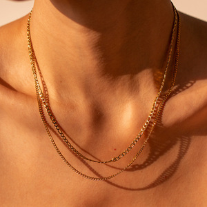 สร้อยคอทอง 18k สแตนเลสสตีลแบบสองชั้น สไตล์คิวบา หลายชั้น ซ้อนกันได้ เครื่องประดับแฟชั่น - Product Image 2