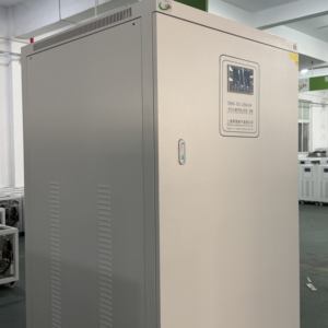 250kVA <span class=keywords><strong>3</strong></span>相AC自動電圧スタビライザーCE認証銅巻線98% 効率50/60Hz工業用機械用 - Product Image 2