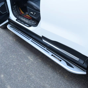 Estribos Laterales de Aluminio Plateado con Superficie Antideslizante Negra para Haohan L7/ev Cruise Model Suv - Product Image 1