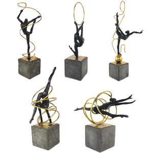 Venta al por mayor de resina encantadora de gimnasia cinta baile chica decoración para <span class=keywords><strong>el</strong></span> hogar para la decoración de la casa - Product Image 1