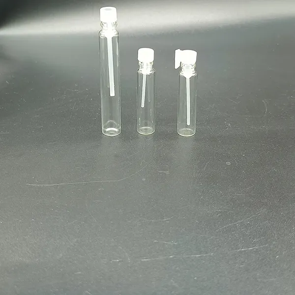 Fantezi 1ml ve 2ml mini şeffaf cam parfüm örnek test flakon cam test tüpü şişeleri plastik sopa ile