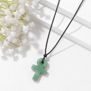 Kalung salib batu kristal alam wanita, kalung tali batu permata Vintage yang dapat disesuaikan - Product Image 4