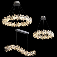 Tables de restaurant de style européen moderne et luxueux, luminaire suspendu linéaire LED en forme de fleur à cinq pétales en cristal ondulé