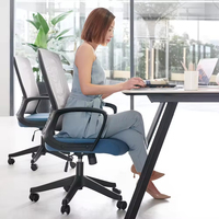 Chaise de bureau ergonomique pivotante en maille pour le personnel, la réception et les visiteurs, design moderne, mobilier commercial