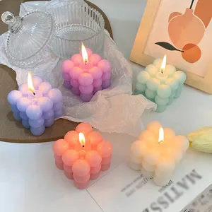 Decorazione di candele profumate uniche a forma di cubo di Rubik a forma di bolla creativa semplice all'ingrosso per la casa