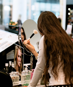 Étagère à cosmétiques à 3 niveaux, présentoir autoportant pour produits de soin de la peau, palette de fards à paupières, vitrine de maquillage avec tiroir - Product Image 3
