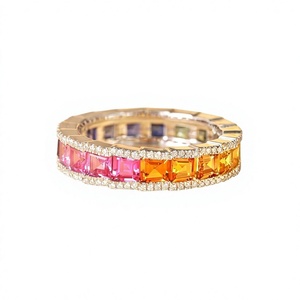 Anillo de oro macizo de 9k de lujo para mujer con diamantes de corte esmeralda y piedras laterales rosas y naranjas para uso diario. - Product Image 1