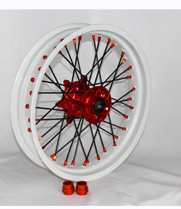 Roues en alliage de moto <span class=keywords><strong>Supermotard</strong></span> 17 pouces Jantes Supermoto pour EXC 300 SXF 450 - Product Image 4