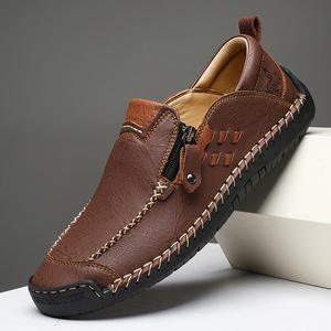 Zapatos Casuales de Moda Estilo Coreano para Hombre, Mocasines de Cuero de Talla Grande, Mocasines Modernos de Primavera - Product Image 1
