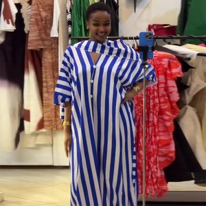 Nouvelle Robe Longue Décontractée Ample à Rayures et Col en V pour Femme Africaine, en Tissu Mélangé Élastique Teint en Fil, Manches Chauve-Souris, Collection Printemps 2026, Meilleure Vente - Product Image 4
