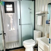 Rumah Prefabrikasi Kontainer Baja Ekspansi Ukuran Khusus 20Ft 40Ft 30Ft, Villa 2-5 Kamar Tidur Mewah Portabel Panel Sandwich