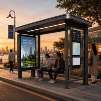 Abri de bus intelligent moderne à toit carré en acier galvanisé avec écran publicitaire LED et terminal d'information en temps réel pour les bus