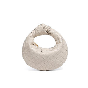 Mini Borsa a Mano Intrecciata <span class=keywords><strong>di</strong></span> <span class=keywords><strong>Lusso</strong></span> Personalizzata, Borsetta alla Moda Fatta a Mano <span class=keywords><strong>in</strong></span> <span class=keywords><strong>Pelle</strong></span> Vegana PU con Nodo, Borsa Mezzaluna Intessuta a Mano Estate 2025 - Product Image 3