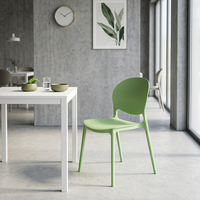 Chaise à dossier empilable en plastique épaissi, style moderne et minimaliste, pour extérieur, stands alimentaires, marchés nocturnes, barbecue, mobilier domestique