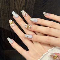 Faux ongles en feuille d'or de haute qualité, application facile, couverture complète, design personnalisé disponible