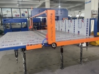 Machine de découpe verticale automatique électrique pour bandes d'éponge, mousse, plastique, film EPE/EVA et emballages de boîtes