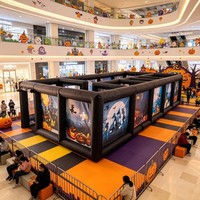 Grande maison gonflable de labyrinthe hanté pour Halloween, en PVC imprimé sur mesure, installation facile pour événements commerciaux extérieurs et jardins