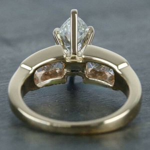 Elegante anello con taglio Marquise per donna, gioielli alla moda con pietre scintillanti - Product Image 3