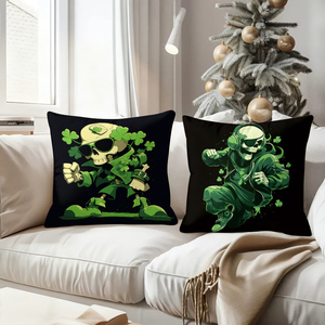 Bantal hias bertema tengkorak Hari St. Patrick dengan shamrock hijau dan headphone untuk dekorasi rumah yang meriah - Product Image 4