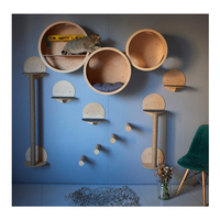 Étagère murale moderne en bois pour chat avec marches d'escalade, griffoirs, perchoirs et ensemble de lit