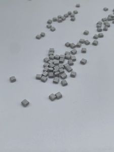 Granuli Trasparenti in TPX Vergine ad Alta Trasmissione Luminosa, Antigraffio, per Produzione di Massa di Parti Ottiche in Plastica - Product Image 2