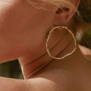 Bombastica eclissi grandi cerchi orecchino 316L in acciaio inox forma geometrica per le donne Hip-hop frequentatrici di feste - Product Image 2