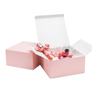 Boîte cadeau carrée blanche en carton ondulé avec couvercle, doublée d'éponge, facile à assembler, 8 pouces, biodégradable, robuste, pour faveurs de mariage
