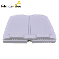 Menger Bee USA Lager liefert neue 3-lagige, lebensmittelechte HDPE-Kunststoff-Bienenstock-Tiefrahmen, kompatibel mit Langstroth