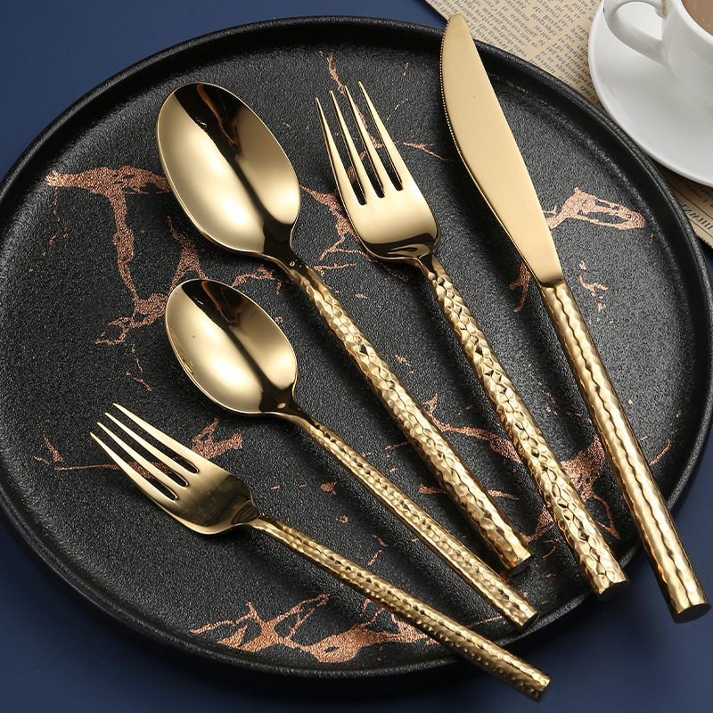 Modern Dinner Knife Forks Spoons Set Tableware 5pcs Gold Cutlery Set Hammered Handle Stainless Steel Flatware Sets Silverware