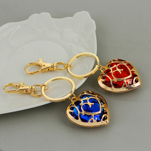 Portachiavi ZRM Vintage in Lega di Zinco, Gioielli alla Moda, Ciondolo Cuore Blu e Rosso Ispirato a The Legend <span class=keywords><strong>of</strong></span> Zelda, per Coppie, Donne e Uomini - Product Image 3