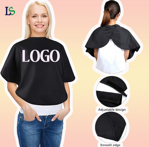 Robe de barbier imperméable en polyester pour adultes avec logo personnalisé, robe de beauté pour le maquillage, cape de salon noire pour filles - Product Image 1