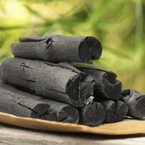 Charbon de coco noir en morceaux de haute qualité, 80-90% de carbone fixe, 7000-8000 Kcal/kg, briquettes fabriquées à la machine, longue durée de combustion, pour barbecue - Product Image 5