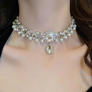 シンプルな真珠のネックレス女性用光贅沢ラインストーンチョーカーネックレスディナーパーティーアクセサリージュエリー - Product Image 2