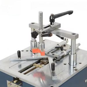 Máquina de Unir Marcos de Fotos Accionada con el Pie, Perfecta para la Fabricación Profesional <span class=keywords><strong>y</strong></span> de Bricolaje de Marcos - Product Image 2
