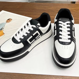 รองเท้าลำลองดีไซน์เรียบง่ายทันสมัยสำหรับผู้ชายและผู้หญิง แบรนด์หรูคุณภาพสูง รองเท้ากีฬาอเนกประสงค์ - Product Image 1