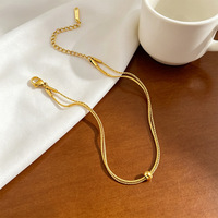Cheville double couche simple et polyvalente en acier inoxydable plaqué or 18 carats pour femme, accessoire de pied tendance et géométrique pour soirée