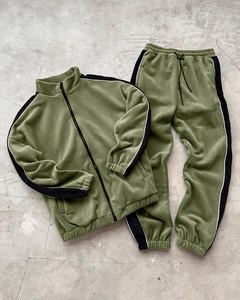 Produttore di Tute in Velluto Personalizzate, Abbigliamento Invernale da Uomo, Set Sportivo con Zip - Product Image 5