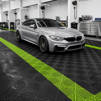 Dalles de sol de garage en plastique antidérapantes et emboîtables modernes pour ateliers intérieurs et tapis de lavage de voitures en polypropylène PP