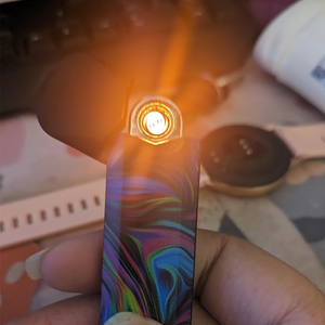 Accessori per Fumatori all'Ingrosso in Europa, Accendino Elettrico USB Ricaricabile Portatile Usa e Getta da 0,5ml 1ml - Product Image 2