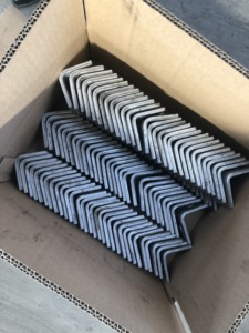Factory Directly Sale Easy Fixing Hot Dip Galvanized 6mm Thickness Two Holes "L"Shape Angle Bracket for Assembling with Channel - Product Image 6