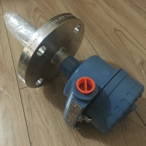 Interruptor de nivel tipo horquilla Rose Mount 2120 - Product Image 1