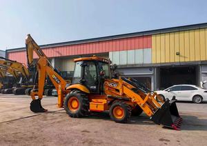 รถตักล้อยาง JCB 3CX มือสอง ยี่ห้อแท้จากอังกฤษ ขับเคลื่อน 4 ล้อ  รถตักหลังขุดอเนกประสงค์ สำหรับงานก่อสร้าง - Product Image 5