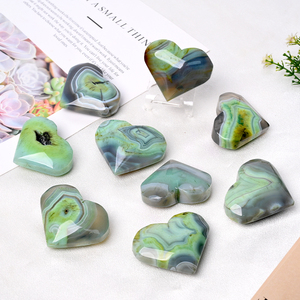 Vente en gros de sculptures de cœur en pierre naturelle, pierre précieuse, cristal, agate verte pomme, pour la décoration - Product Image 4